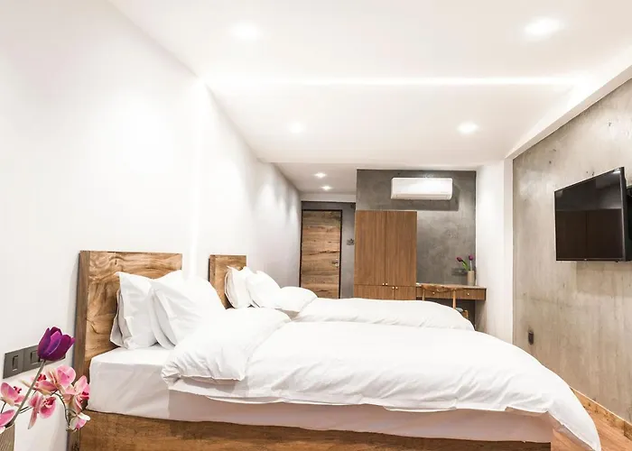 9ine Thamel Hotel