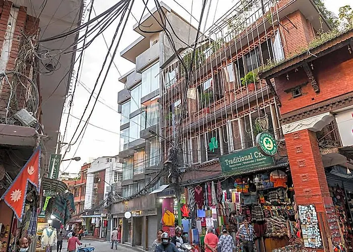 酒店 9ine Thamel 4*